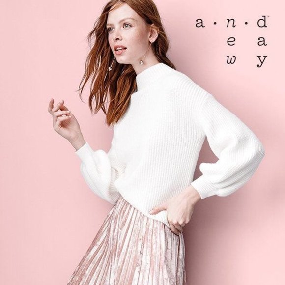 *****ISO: A New Day Balloon Sleeve Sweater - Picture 1 of 2